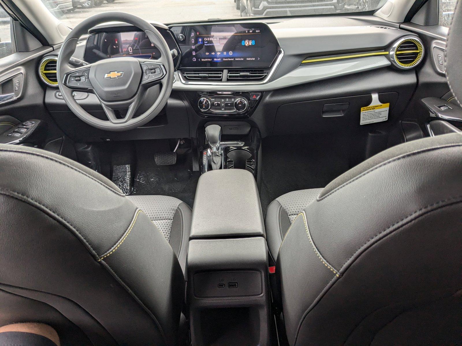 2025 Chevrolet Trax Vehicle Photo in MIAMI, FL 33134-2699