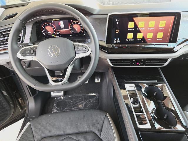 2024 Volkswagen Atlas Vehicle Photo in WEATHERFORD, TX 76087