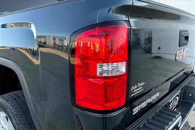 2018 GMC Sierra 2500 HD Vehicle Photo in TOPEKA, KS 66609-0000