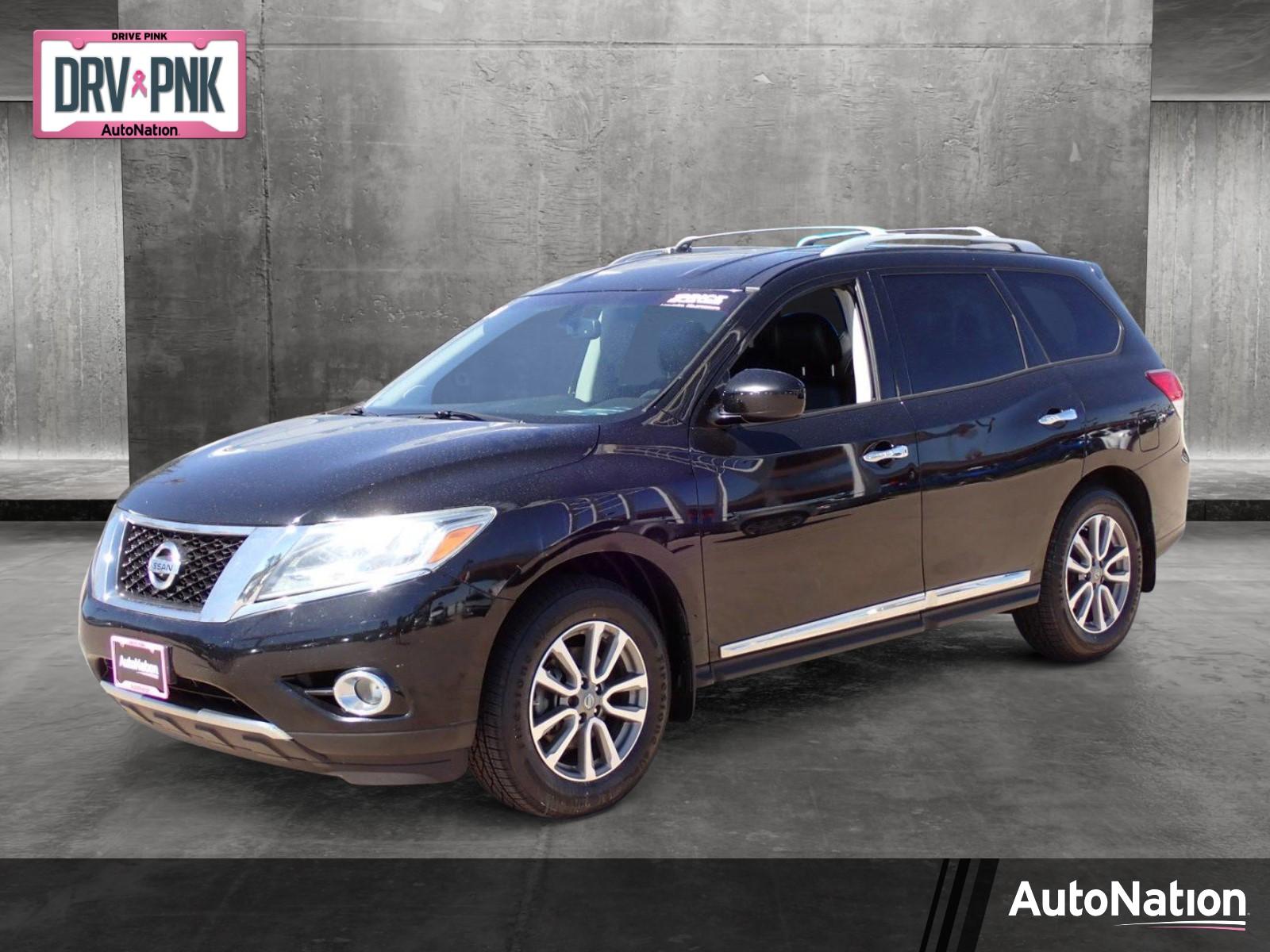 2014 Nissan Pathfinder Vehicle Photo in DENVER, CO 80221-3610