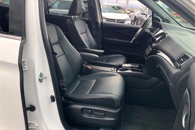 2021 Honda Pilot Vehicle Photo in INDEPENDENCE, MO 64055-1377