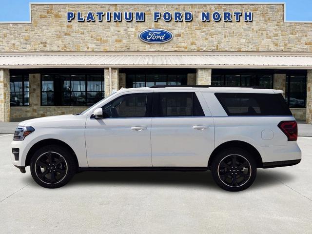 2024 Ford Expedition Max Vehicle Photo in Pilot Point, TX 76258