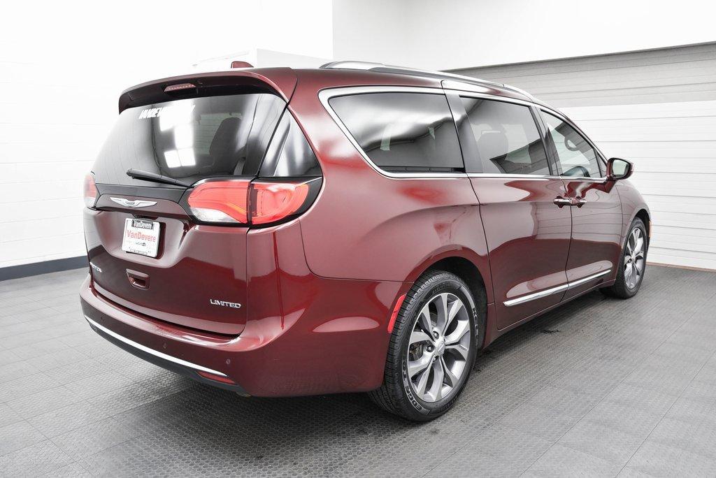 2020 Chrysler Pacifica Vehicle Photo in AKRON, OH 44303-2185