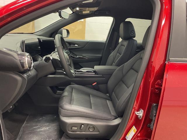 2025 Chevrolet Equinox Vehicle Photo in ROGERS, MN 55374-9422