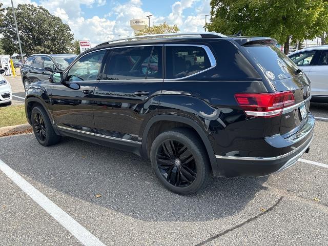 Used 2019 Volkswagen Atlas SEL Premium with VIN 1V2NR2CA3KC619932 for sale in Mankato, Minnesota