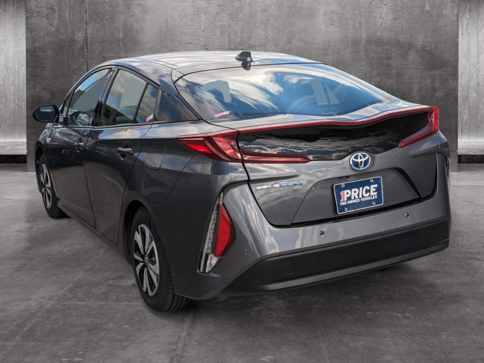 2018 Toyota Prius Prime Vehicle Photo in Rockville, MD 20852