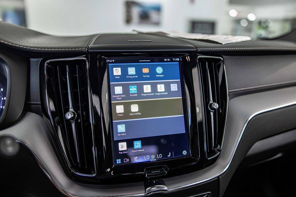 2022 Volvo XC60 Vehicle Photo in Saint Charles, IL 60174