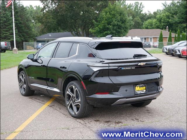 2024 Chevrolet Equinox EV Vehicle Photo in MAPLEWOOD, MN 55119-4794