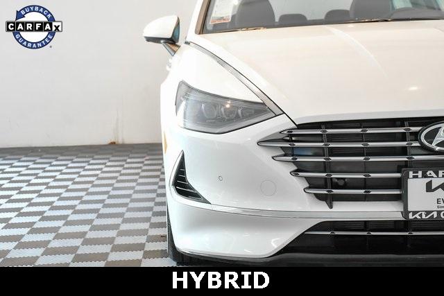 2022 Hyundai SONATA Hybrid Vehicle Photo in Everett, WA 98204