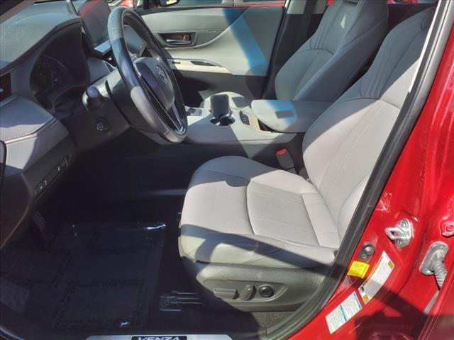 2021 Toyota Venza Vehicle Photo in Peoria, IL 61615