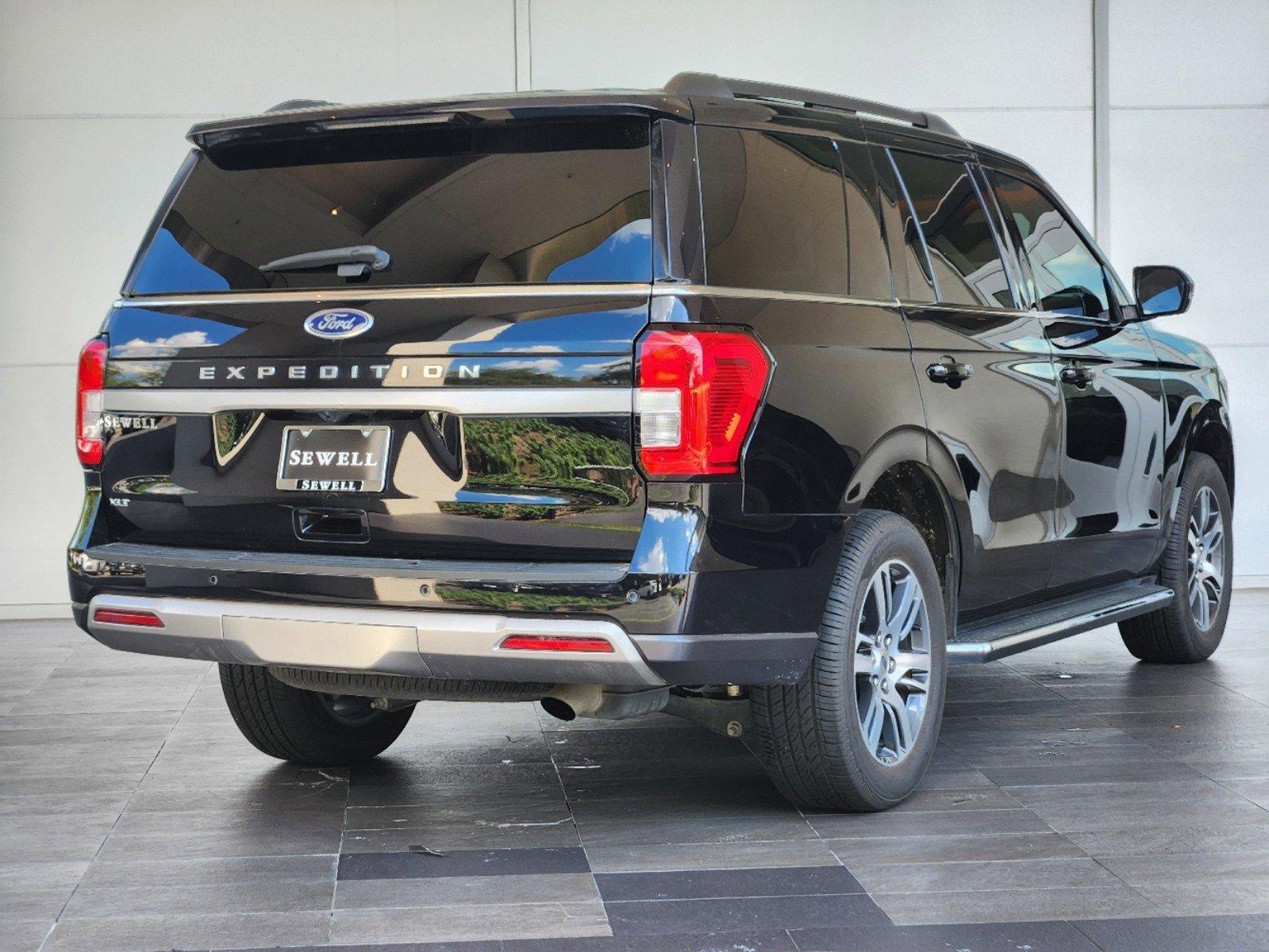 2022 Ford Expedition Vehicle Photo in HOUSTON, TX 77079-1502