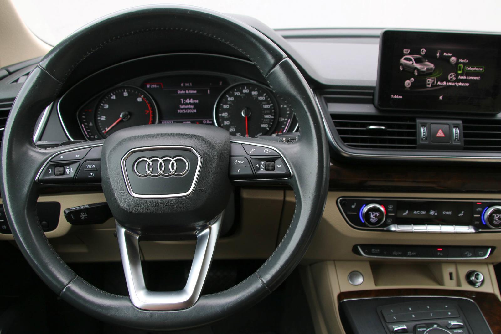 2020 Audi Q5 Vehicle Photo in SUGAR LAND, TX 77478