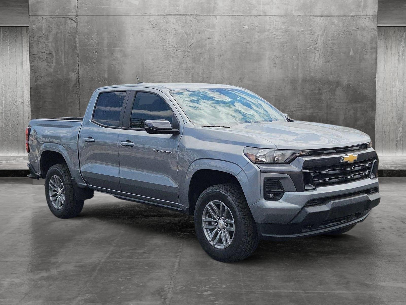 2024 Chevrolet Colorado Vehicle Photo in GILBERT, AZ 85297-0446