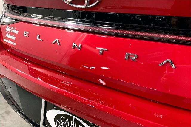 2022 Hyundai ELANTRA Vehicle Photo in Lees Summit, MO 64086