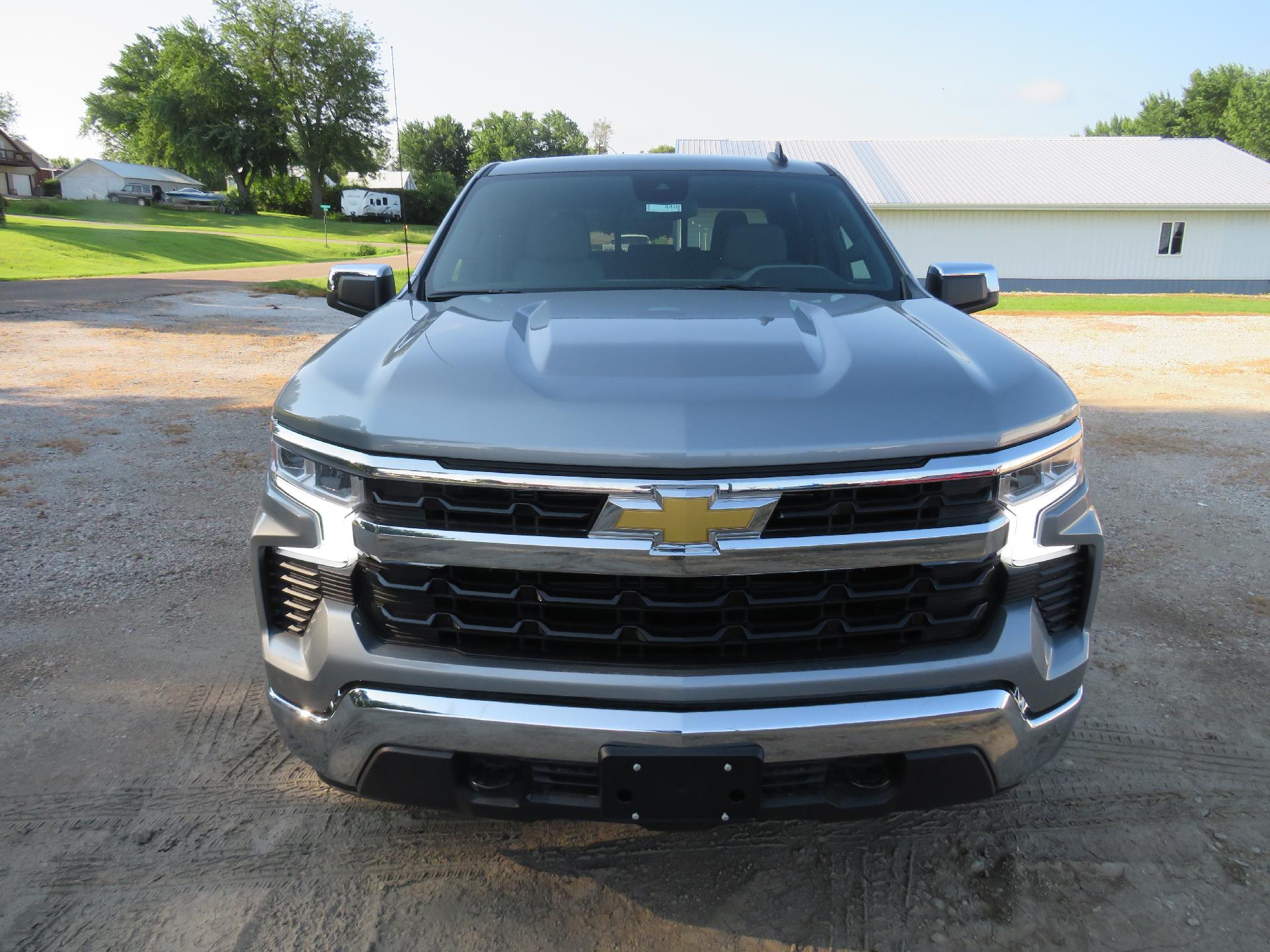 2024 Chevrolet Silverado 1500 Vehicle Photo in MAPLETON, IA 51034-1072