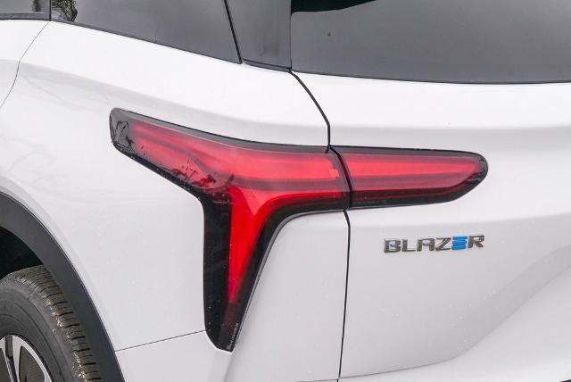 2024 Chevrolet Blazer EV Vehicle Photo in VENTURA, CA 93003-8585