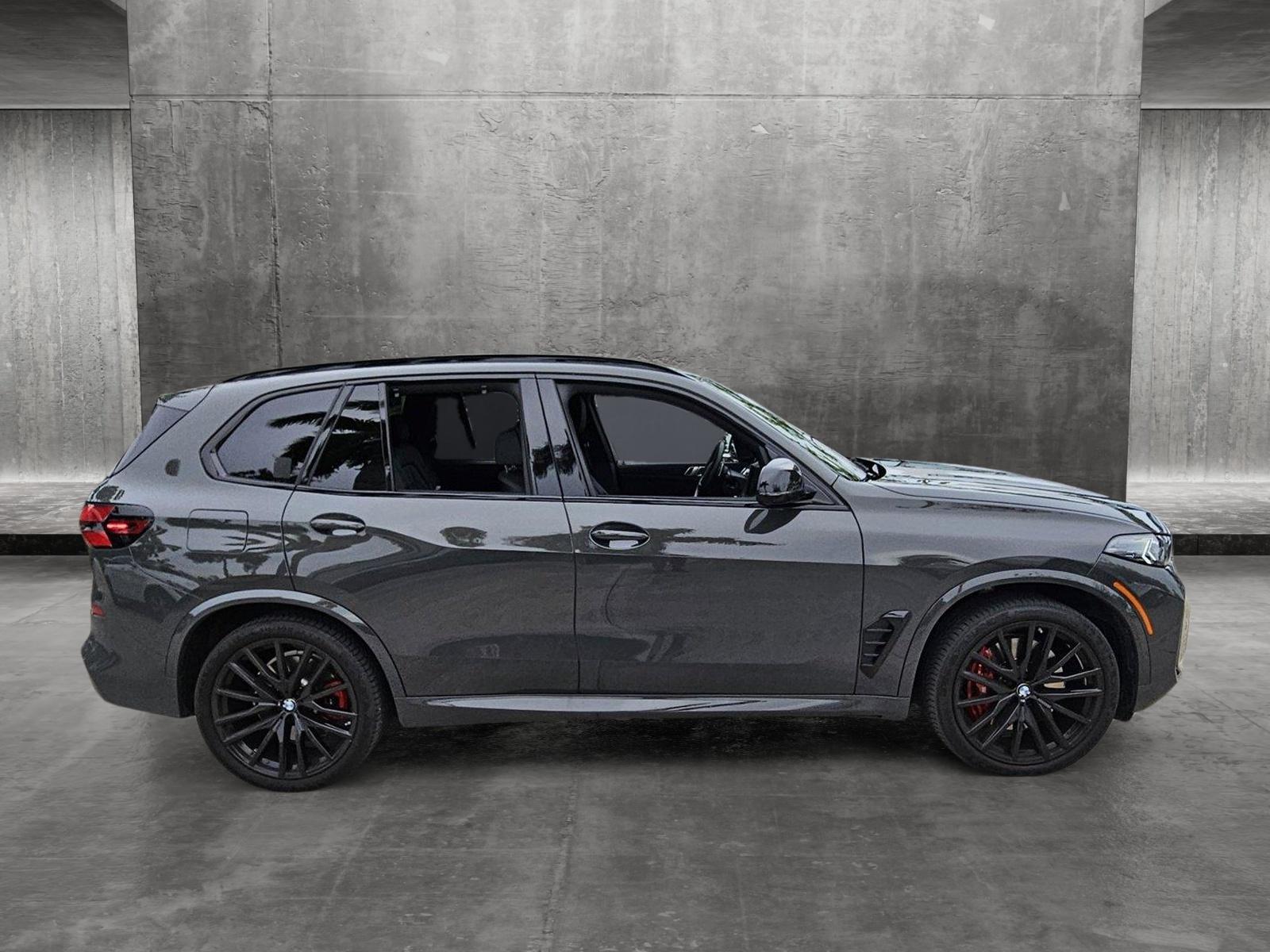 2024 BMW X5 M60i Vehicle Photo in Pembroke Pines , FL 33027