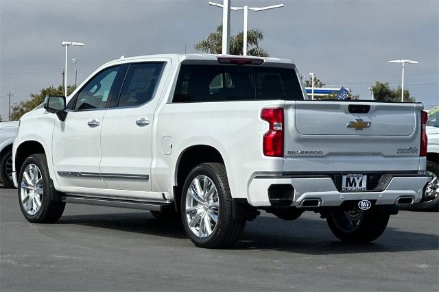 2025 Chevrolet Silverado 1500 Vehicle Photo in SALINAS, CA 93907-2500