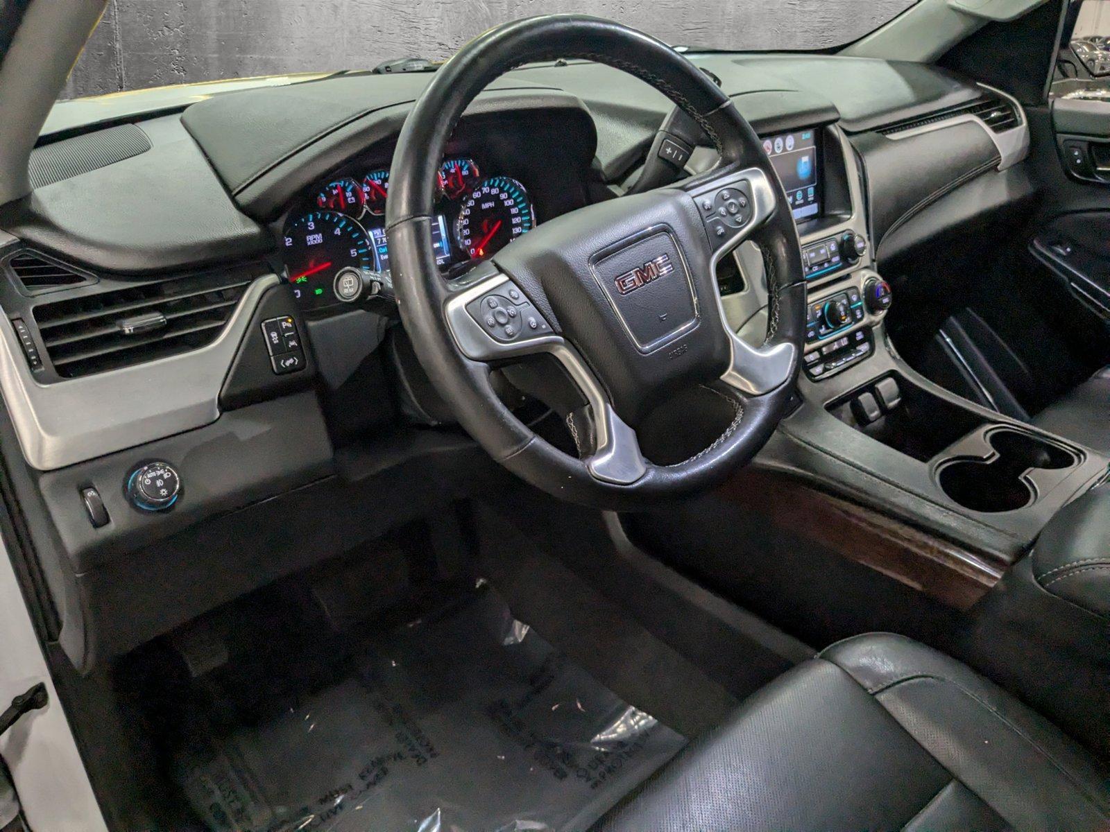 2020 GMC Yukon XL Vehicle Photo in Panama City, FL 32401