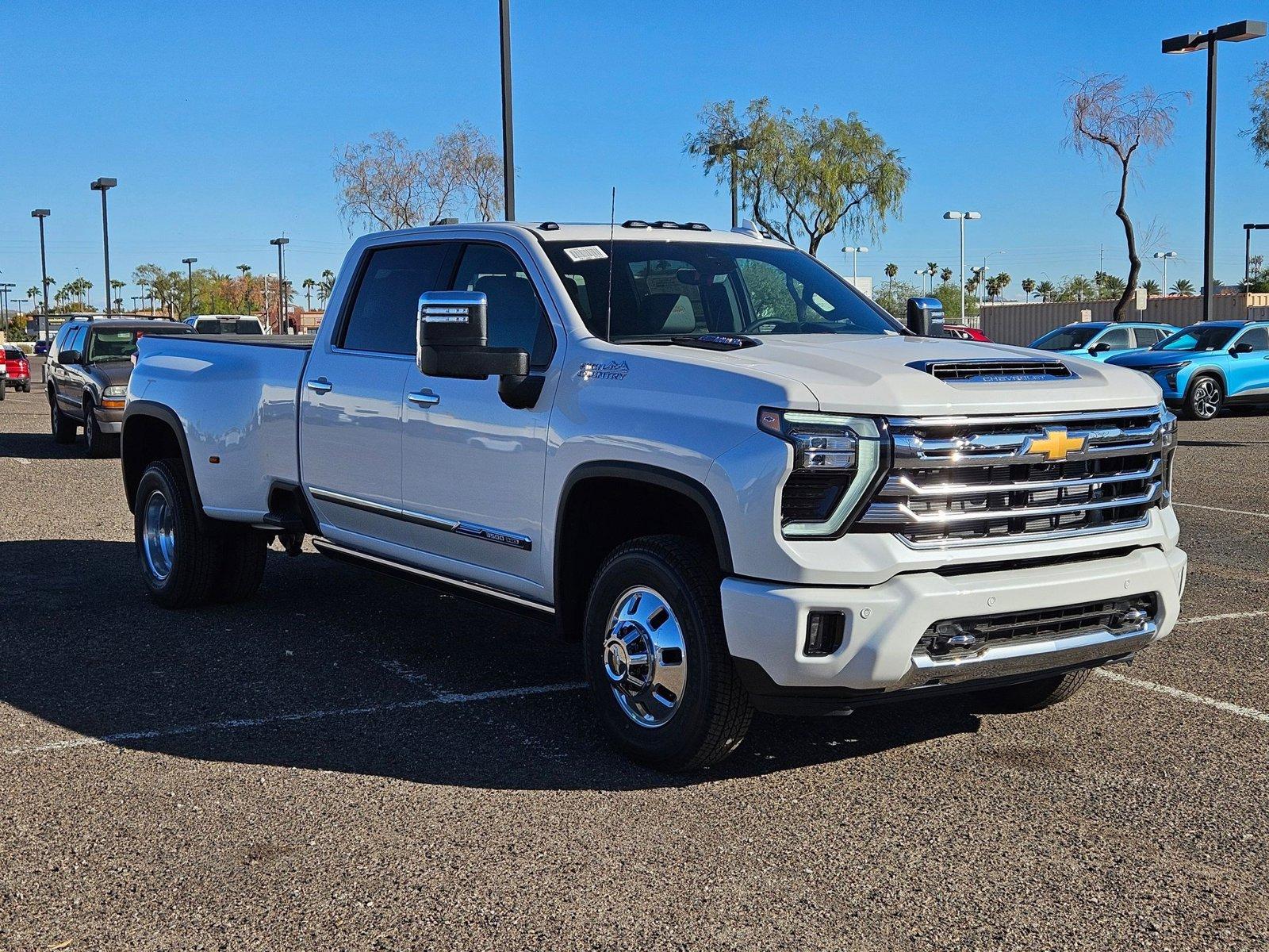 2025 Chevrolet Silverado 3500 HD Vehicle Photo in PEORIA, AZ 85382-3715