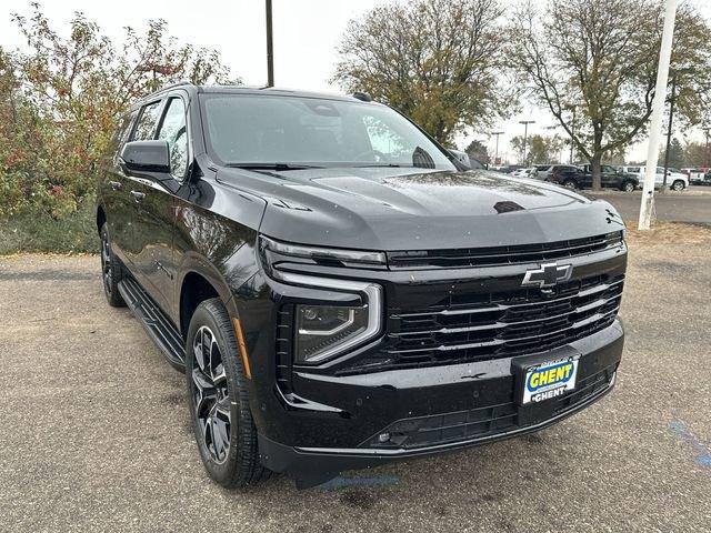 2025 Chevrolet Suburban Vehicle Photo in GREELEY, CO 80634-4125