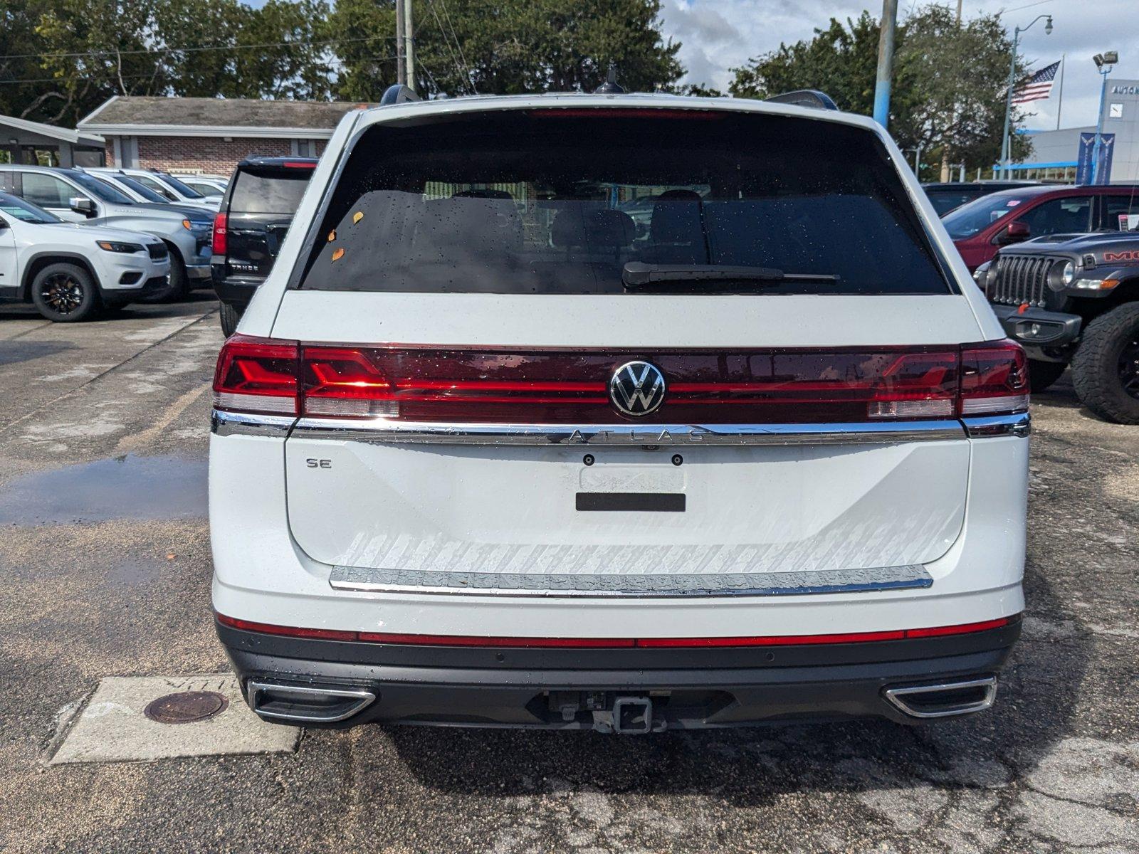 2024 Volkswagen ATLAS Vehicle Photo in MIAMI, FL 33134-2699