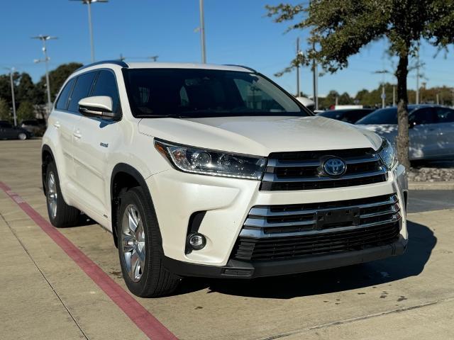 2019 Toyota Highlander Vehicle Photo in Grapevine, TX 76051