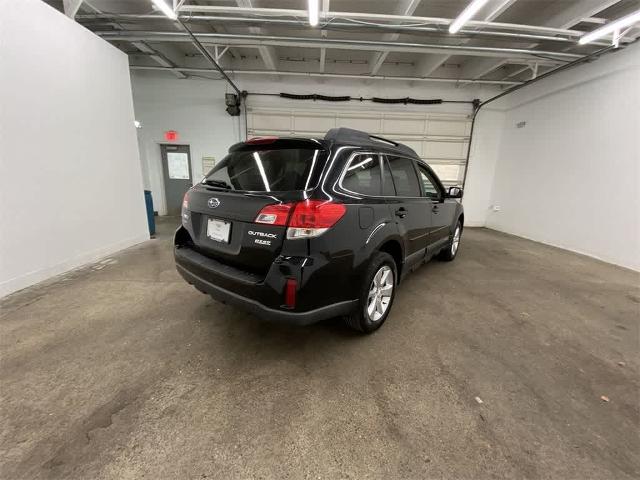 2013 Subaru Outback Vehicle Photo in PORTLAND, OR 97225-3518