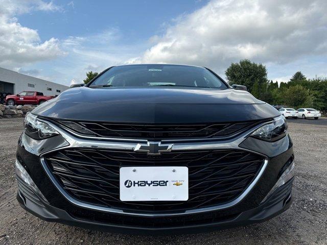 2025 Chevrolet Malibu Vehicle Photo in SAUK CITY, WI 53583-1301