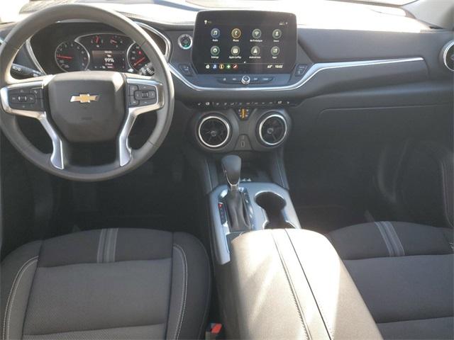 2024 Chevrolet Blazer Vehicle Photo in GRAND BLANC, MI 48439-8139