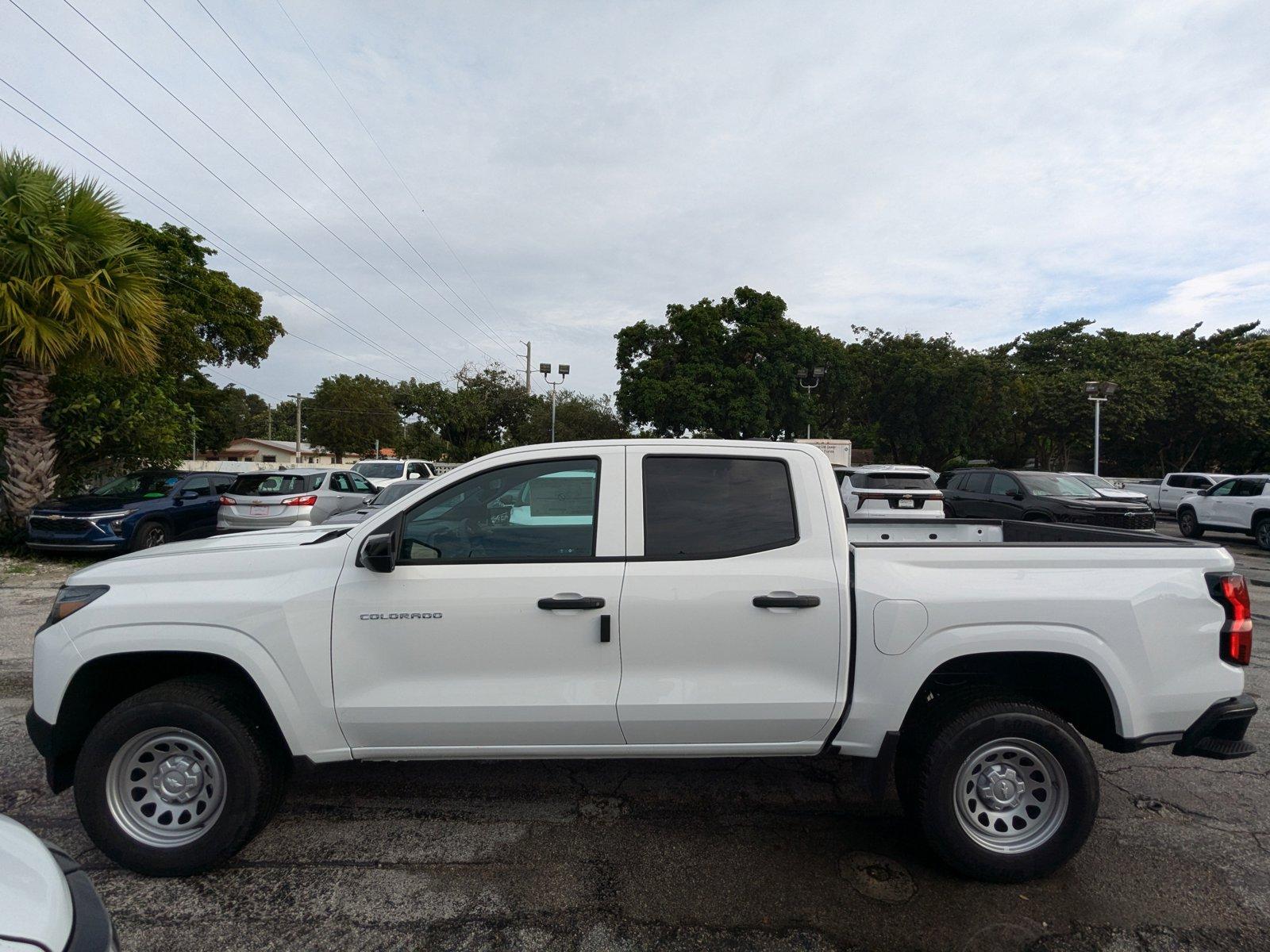 2024 Chevrolet Colorado Vehicle Photo in MIAMI, FL 33134-2699