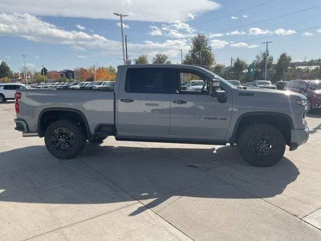 2024 Chevrolet Silverado 2500 HD Vehicle Photo in ENGLEWOOD, CO 80113-6708