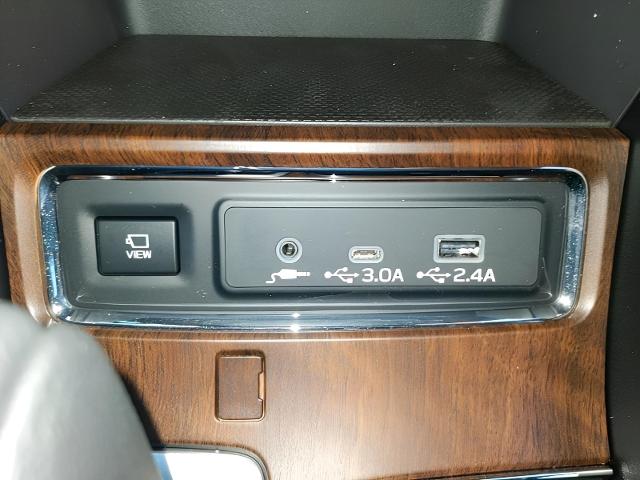 2024 Subaru Ascent Vehicle Photo in Green Bay, WI 54304