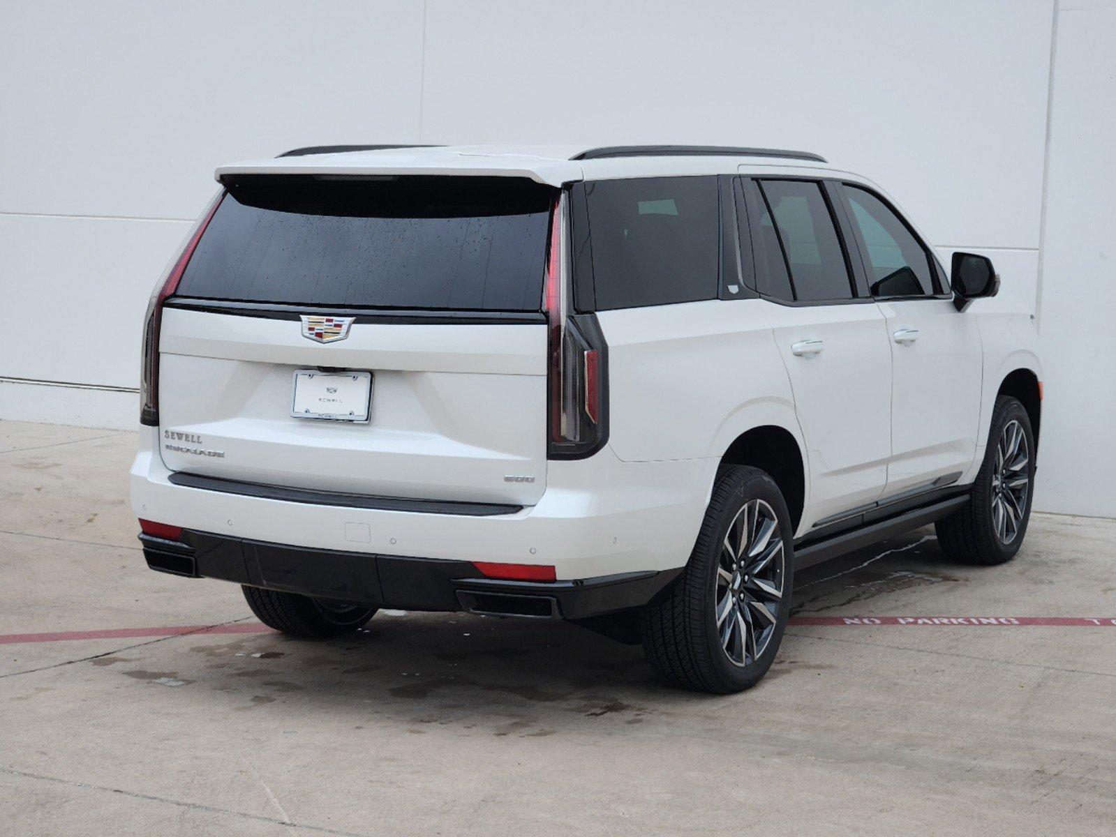 2024 Cadillac Escalade Vehicle Photo in GRAPEVINE, TX 76051-8302