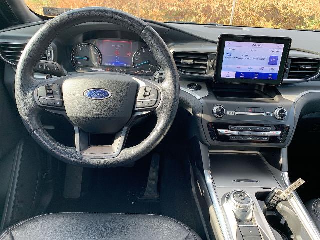 2020 Ford Explorer Vehicle Photo in MOON TOWNSHIP, PA 15108-2571