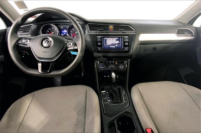 2020 Volkswagen Tiguan Vehicle Photo in Kansas City, MO 64114