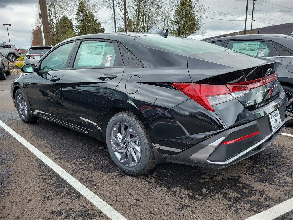 2024 Hyundai ELANTRA Hybrid Vehicle Photo in Muncy, PA 17756