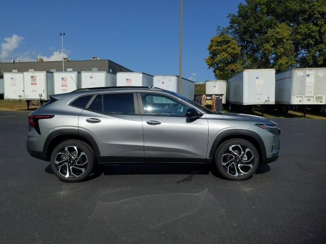 2025 Chevrolet Trax Vehicle Photo in READING, PA 19605-1203