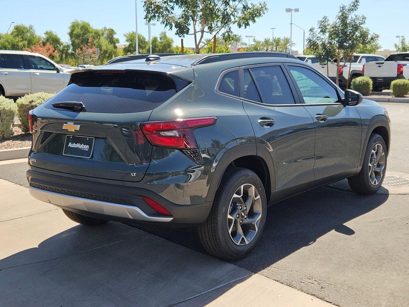 2025 Chevrolet Trax Vehicle Photo in GILBERT, AZ 85297-0446