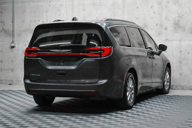 2022 Chrysler Pacifica Vehicle Photo in EVERETT, WA 98203-5662