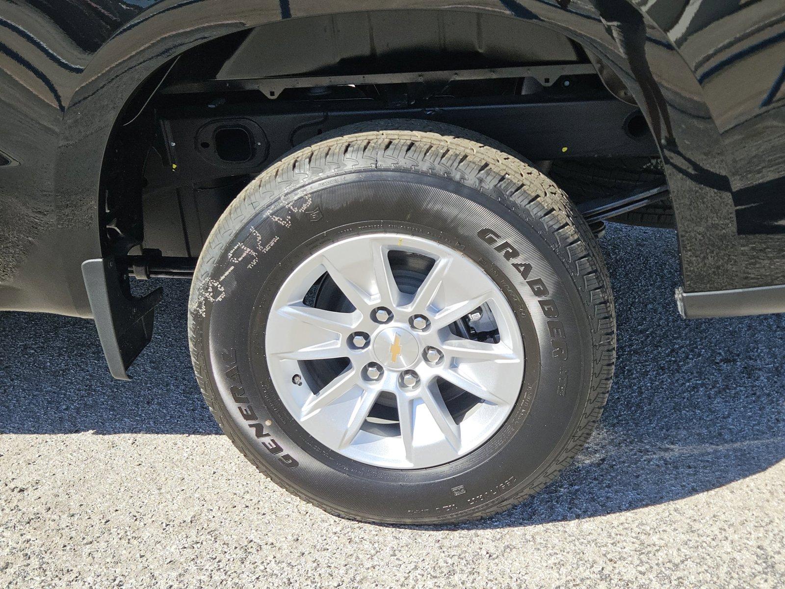 2025 Chevrolet Silverado 1500 Vehicle Photo in NORTH RICHLAND HILLS, TX 76180-7199