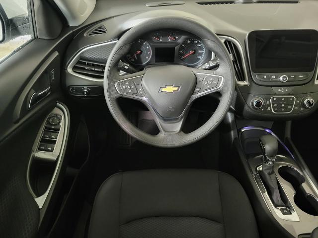 2024 Chevrolet Malibu Vehicle Photo in JOLIET, IL 60435-8135