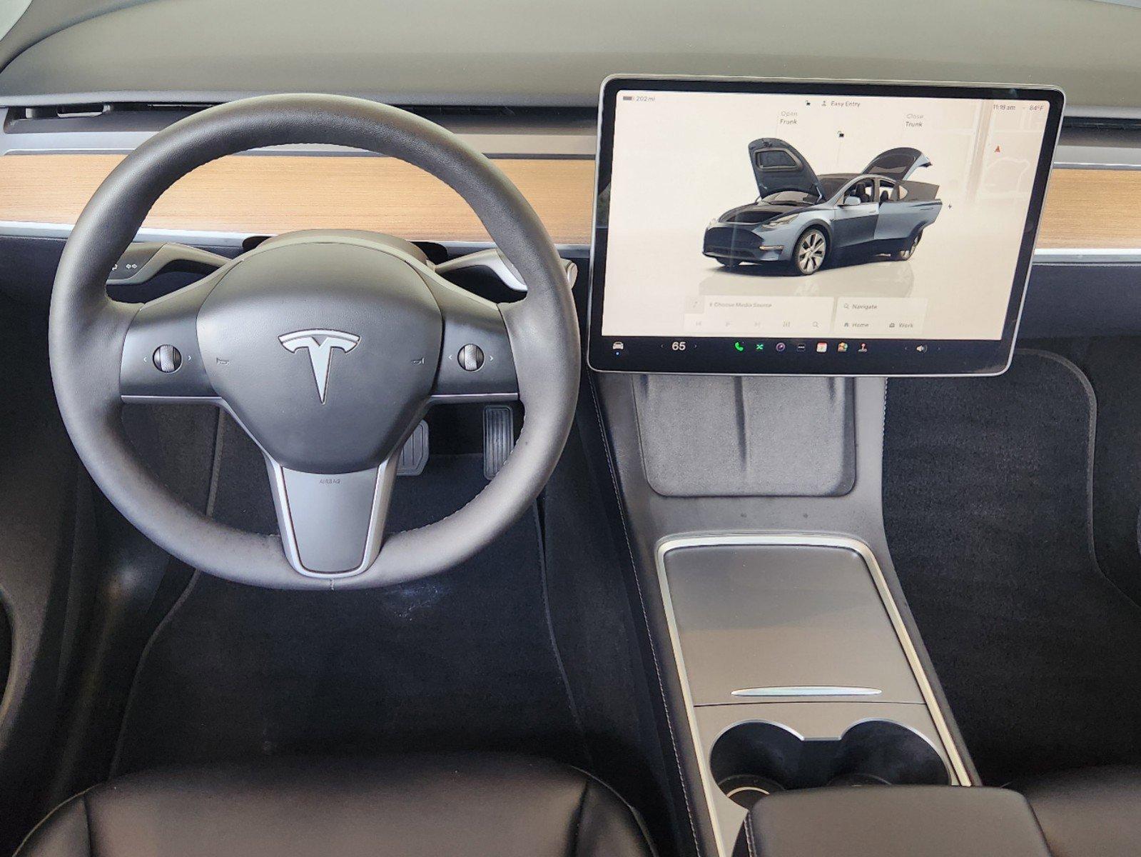 2024 Tesla Model Y Vehicle Photo in HOUSTON, TX 77079-1502