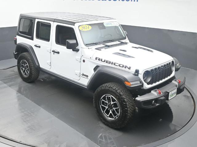 2024 Jeep Wrangler Vehicle Photo in Cedar Rapids, IA 52402