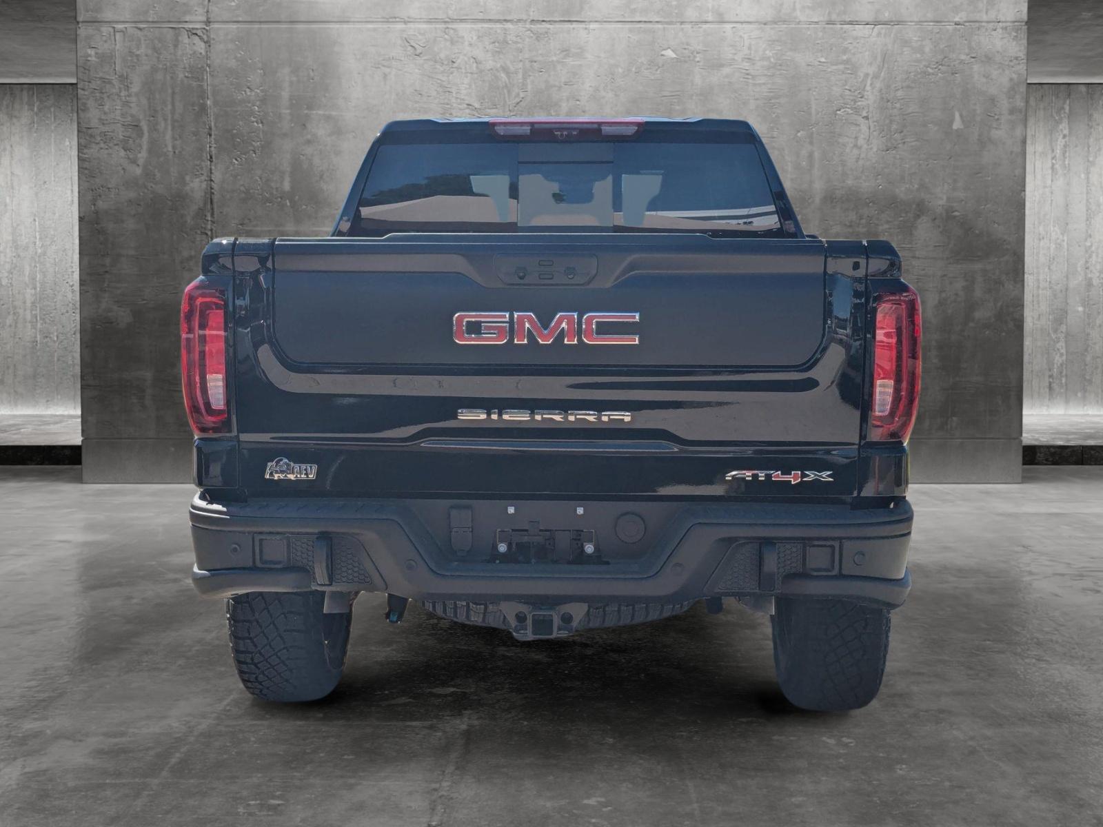 2024 GMC Sierra 1500 Vehicle Photo in LONE TREE, CO 80124-2750