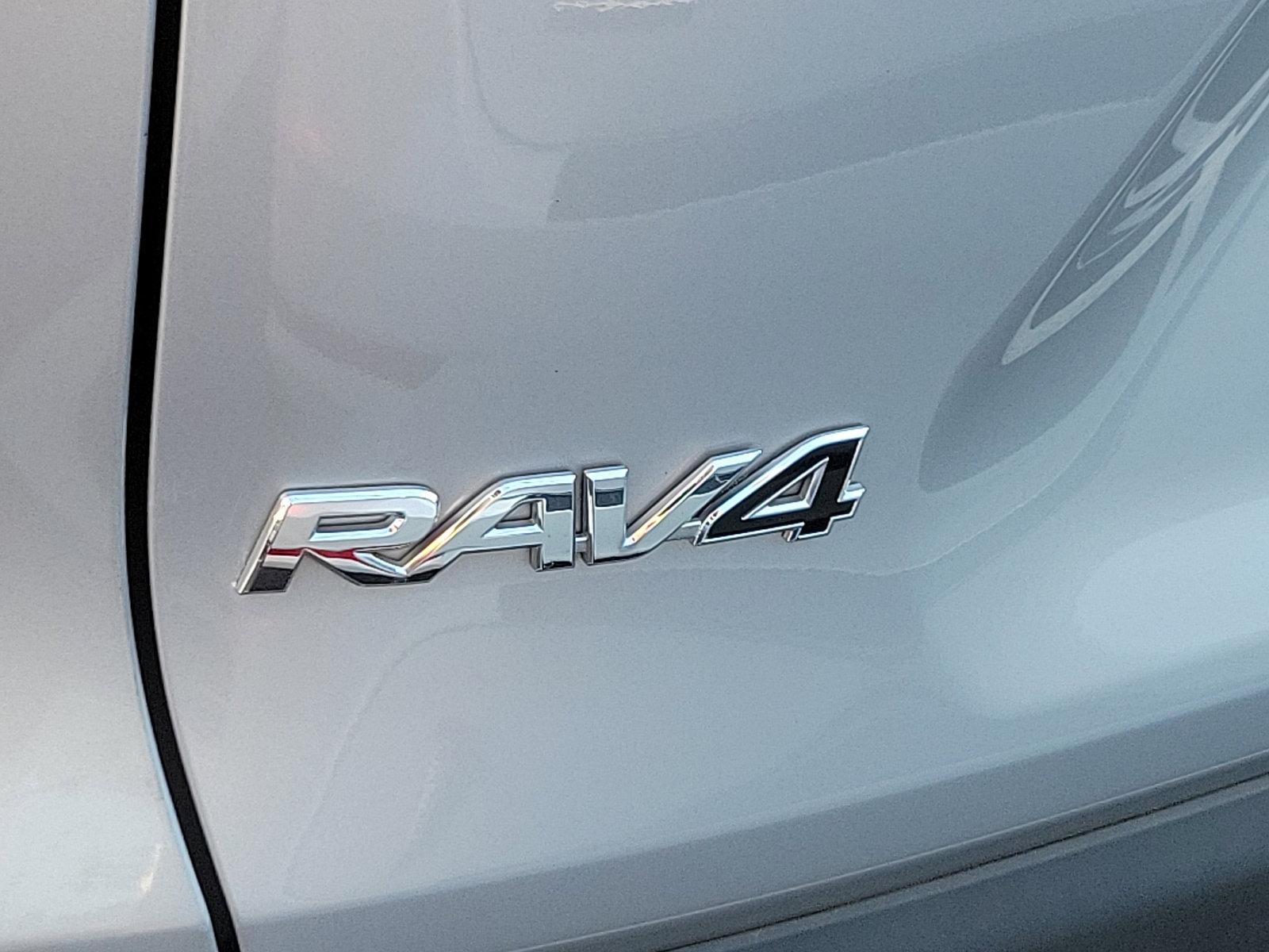 2020 Toyota RAV4 Vehicle Photo in Harrisburg, PA 17111