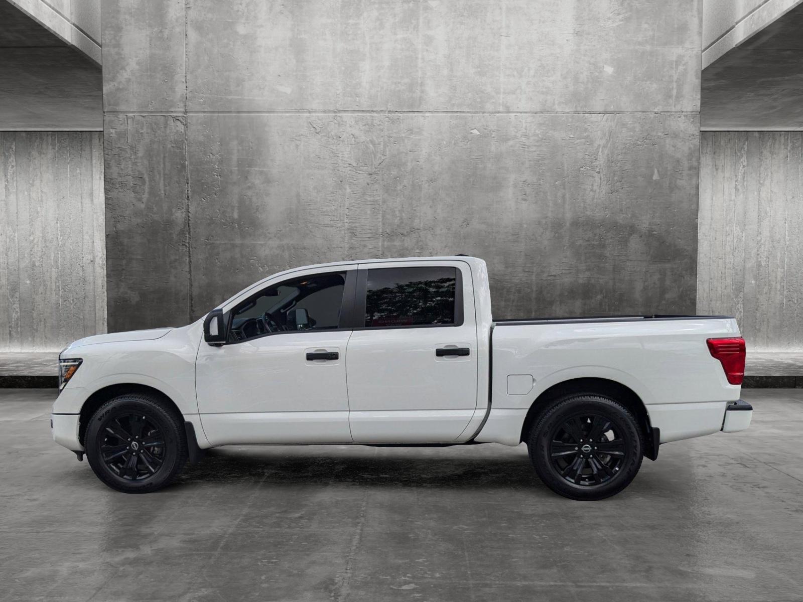 2023 Nissan Titan Vehicle Photo in Miami, FL 33135