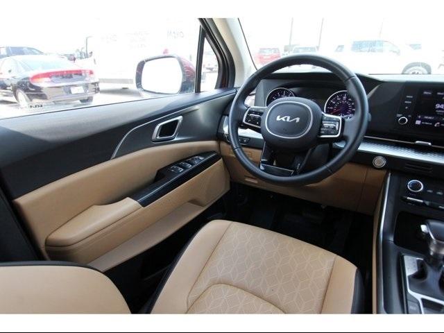 2022 Kia Carnival Vehicle Photo in ROSENBERG, TX 77471-5675