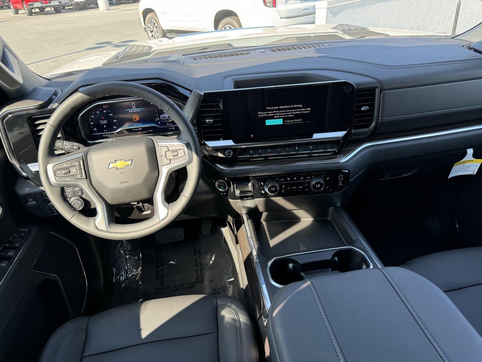 2025 Chevrolet Silverado 2500 HD Vehicle Photo in LOS ANGELES, CA 90007-3794