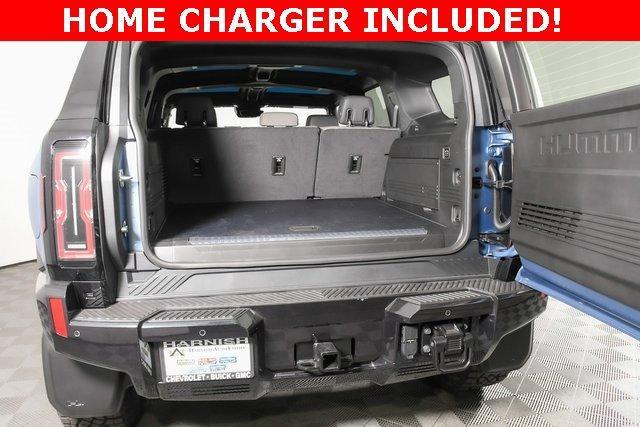 2024 GMC HUMMER EV SUV Vehicle Photo in PUYALLUP, WA 98371-4149